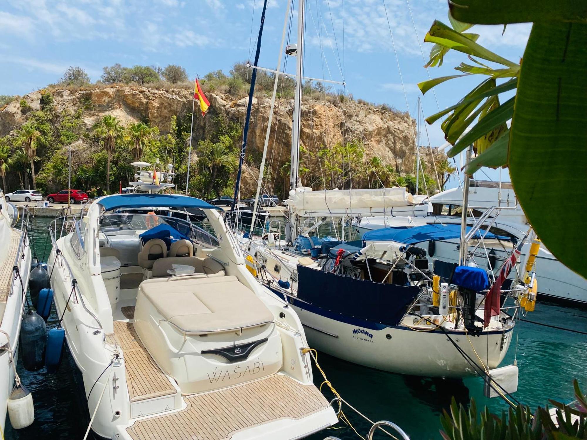 Jardines De Adnania En Marina Del Este Con Vista Al Mar Ada La Herradura  Exterior foto